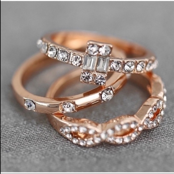 (SALE)!Gorgeous Set of 3 Rose Gold Stacking Rings - Picture 2 of 5
